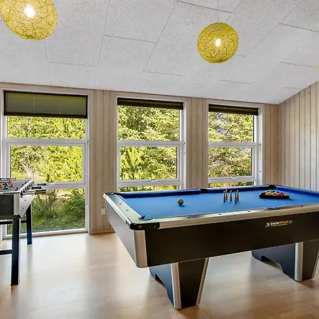 Semesterbostad Omar - 1-0km From The Sea By Interhome