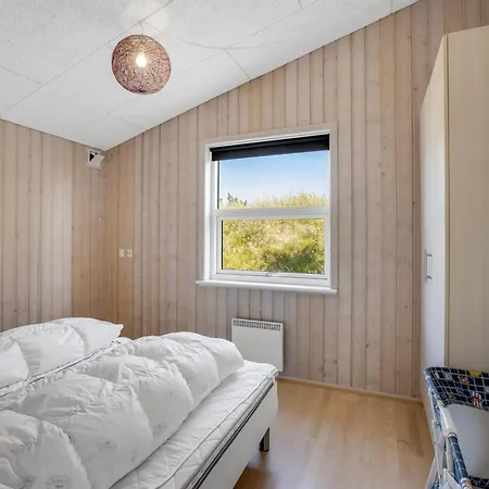 Omar - 1-0km From The Sea By Interhome