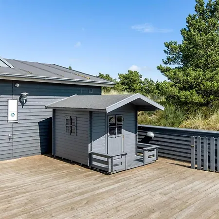 Omar - 1-0km From The Sea By Interhome Blåvand