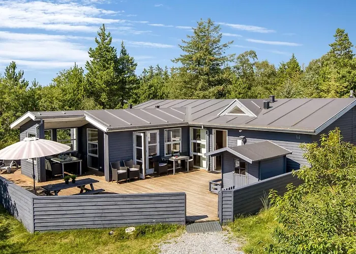 Omar - 1-0km From The Sea By Interhome Blåvand