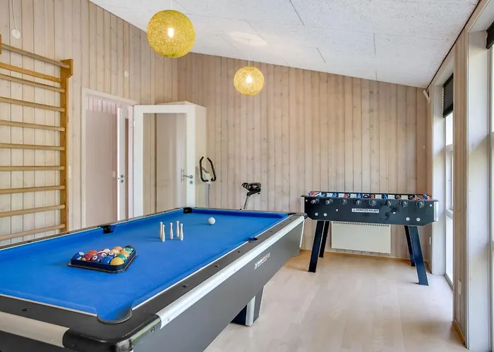 Omar - 1-0km From The Sea By Interhome Blåvand